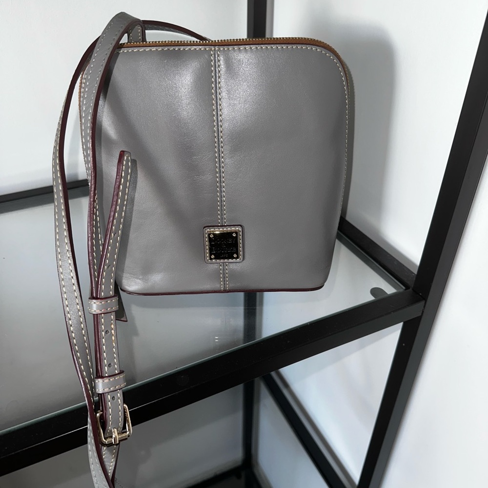 Dooney & Bourke gray cross body purse